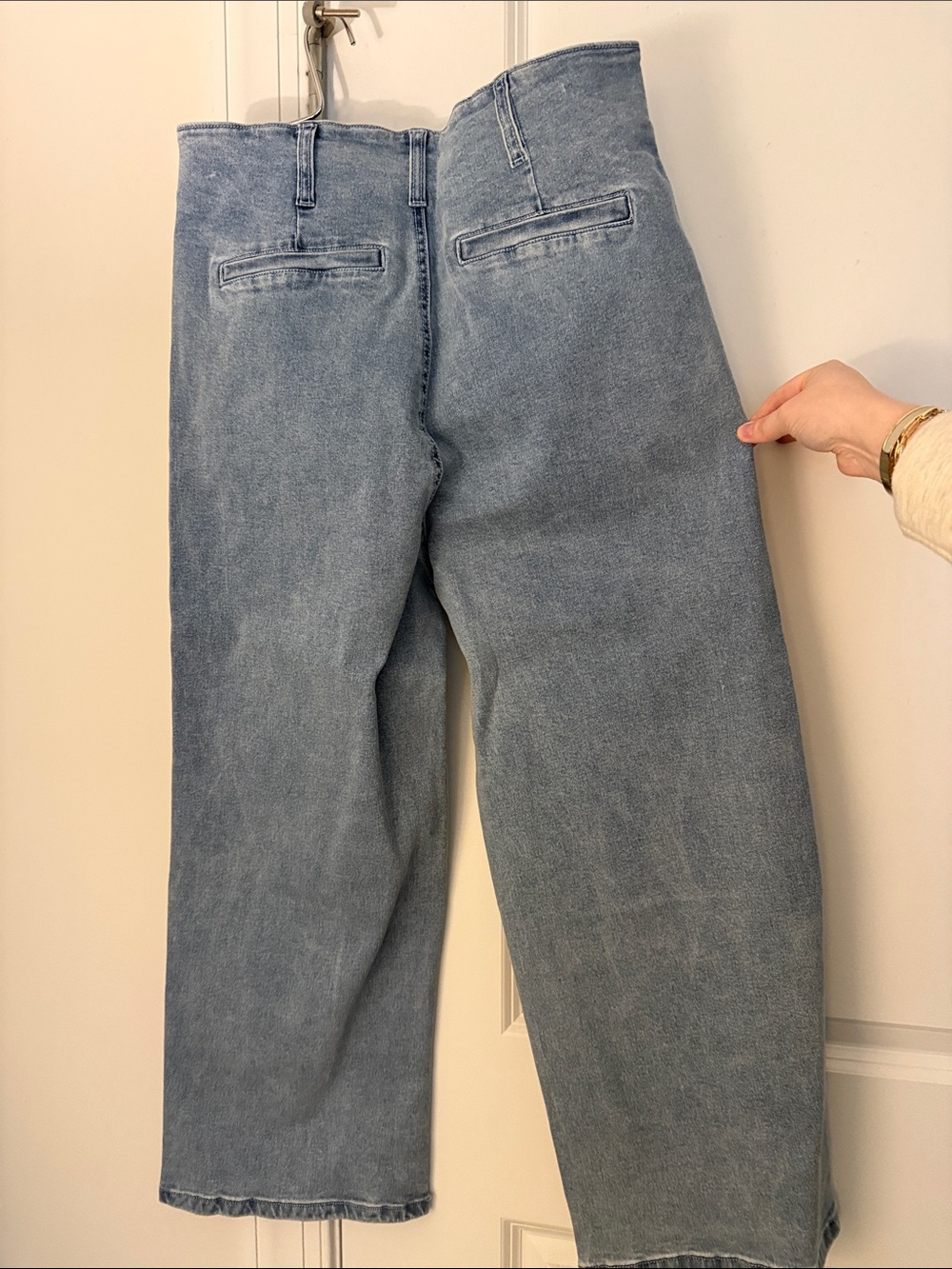 High-Waist Button-Front Light Wash Denim Jeans - Picture 2 of 2